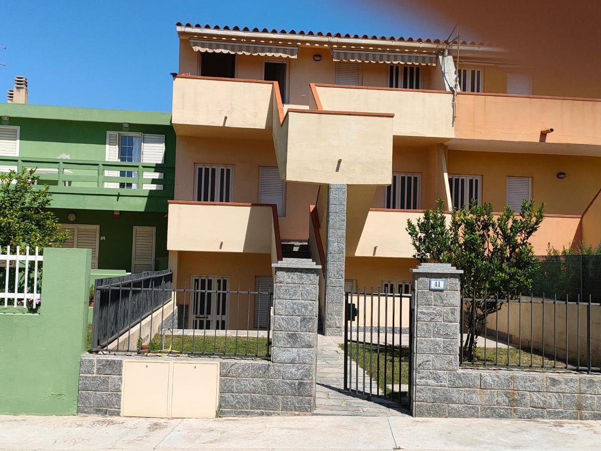 Oasy2 Apartment Villasimius Exterior photo